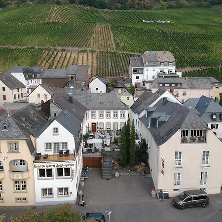 Weingutshotel Piesporter Goldtroepfchen Exterior foto